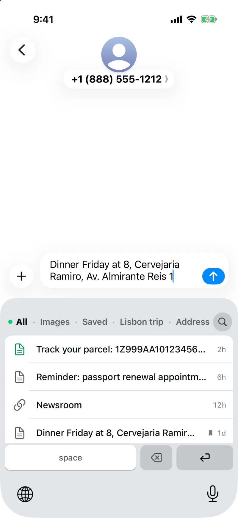 A clip tapped in the Clipboard AI keyboard has landed in the Messages field above it